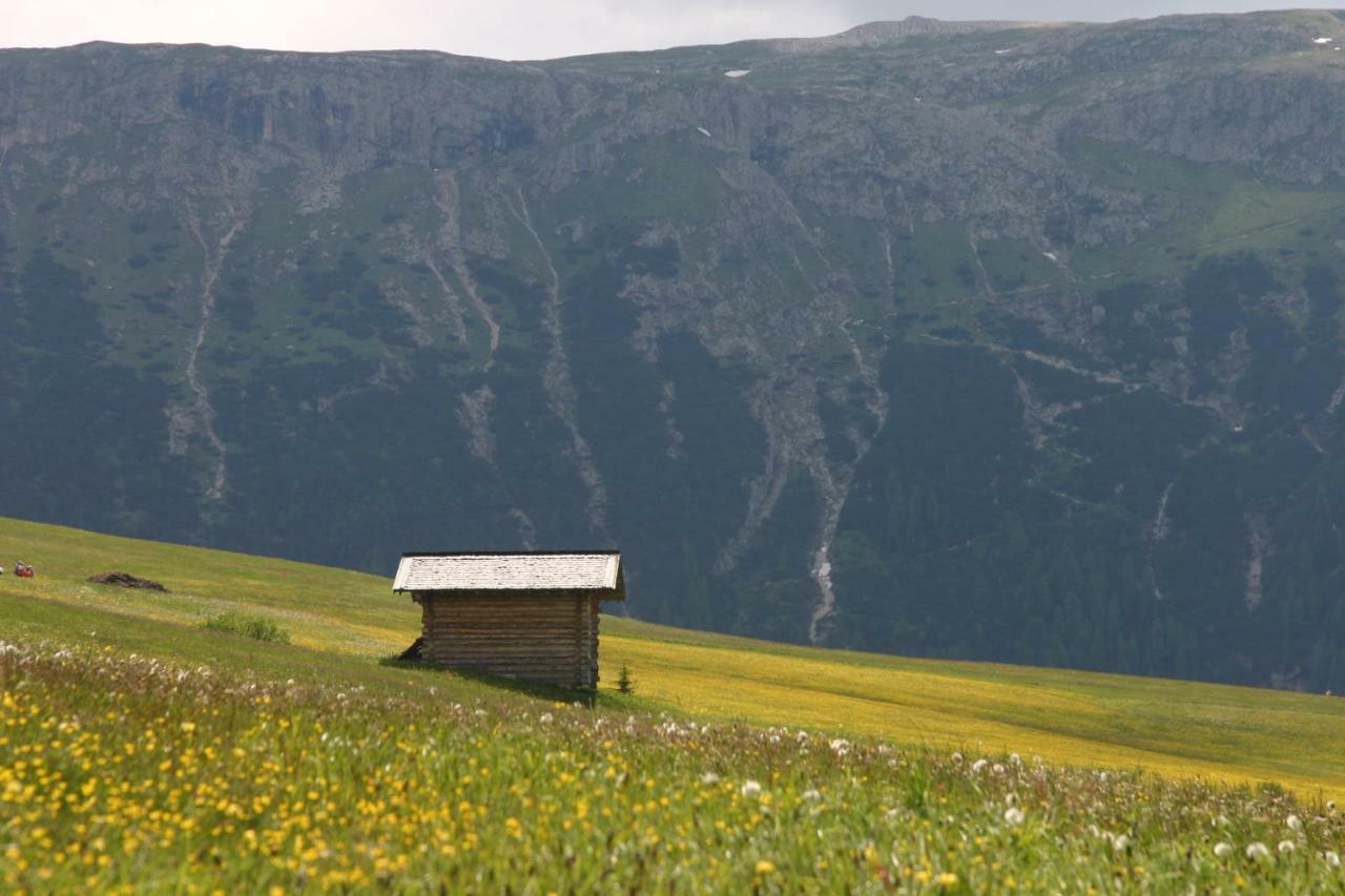 Seiser Alm Plaza Esterno foto